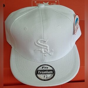 Premium Fits White Sox Fitted Hat *NWT*